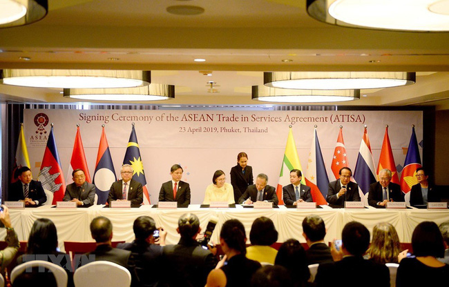 Le Vietnam ratifie l’Accord sur le commerce des services de l’ASEAN